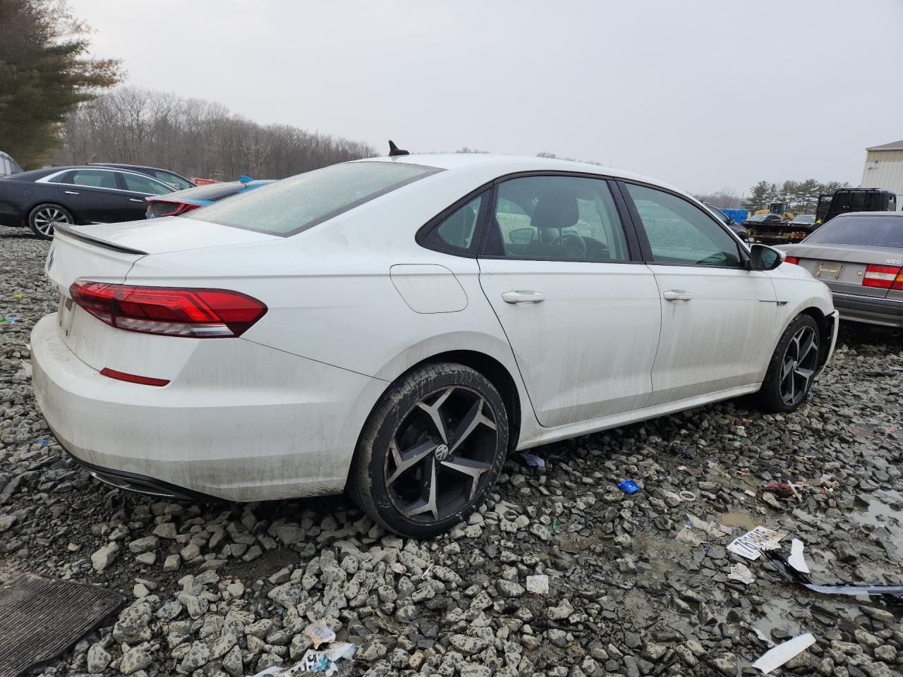Volkswagen Passat R-line