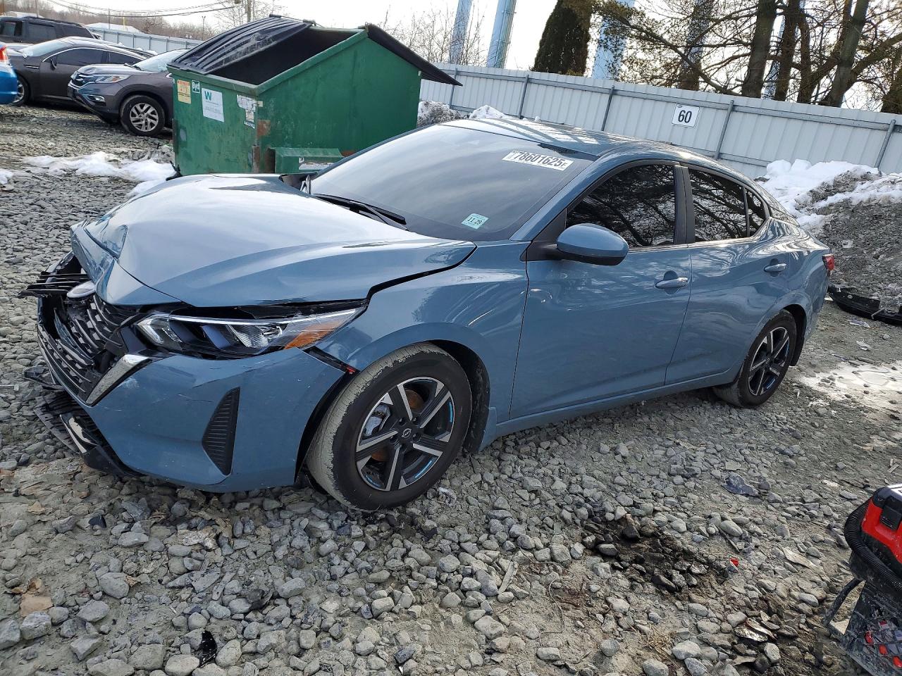Salvage Nissan Sentra Image