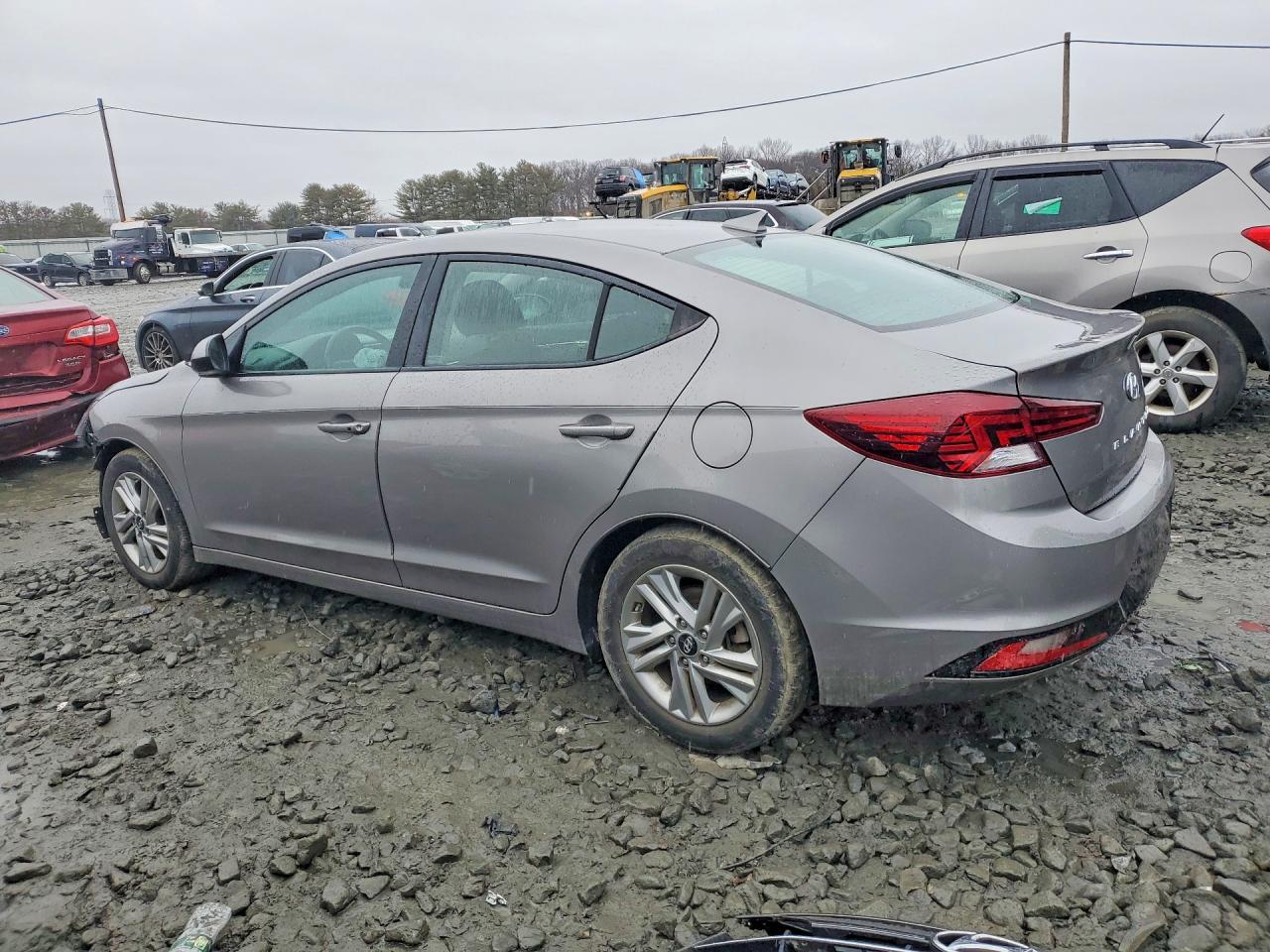 Hyundai ELANTRA Sel