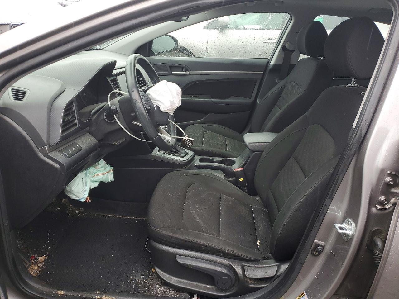 Hyundai ELANTRA Sel