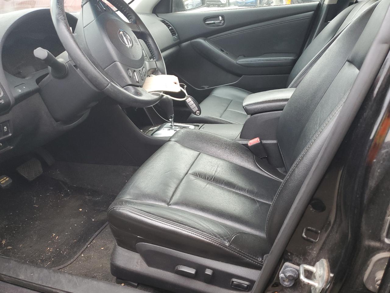 Nissan Altima Base