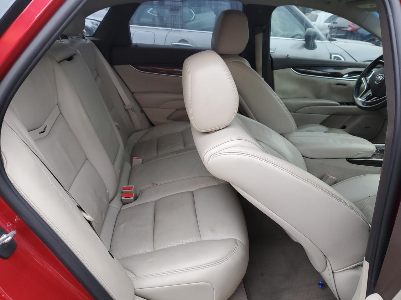 Cadillac XTS Luxury Collection