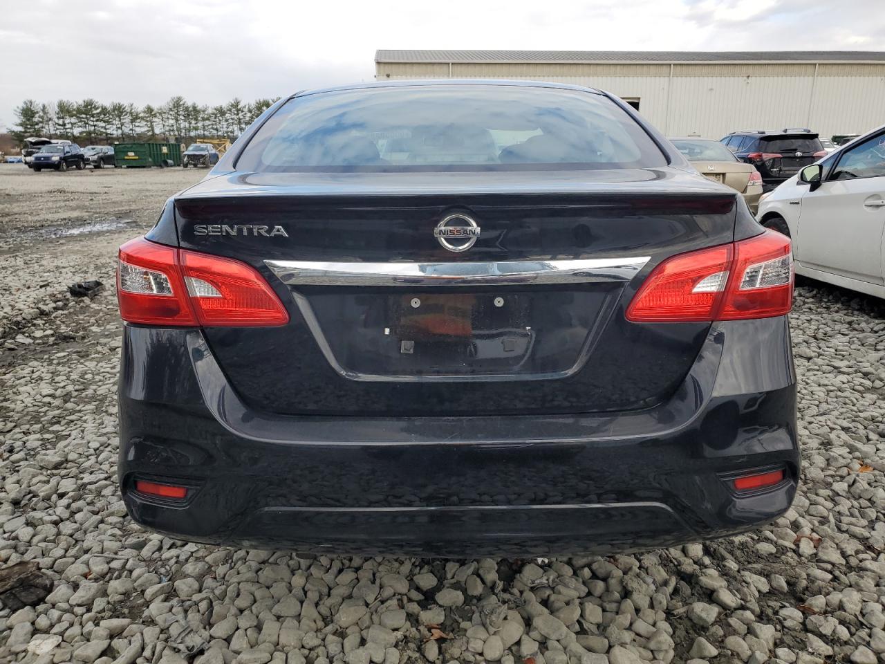 Nissan Sentra S