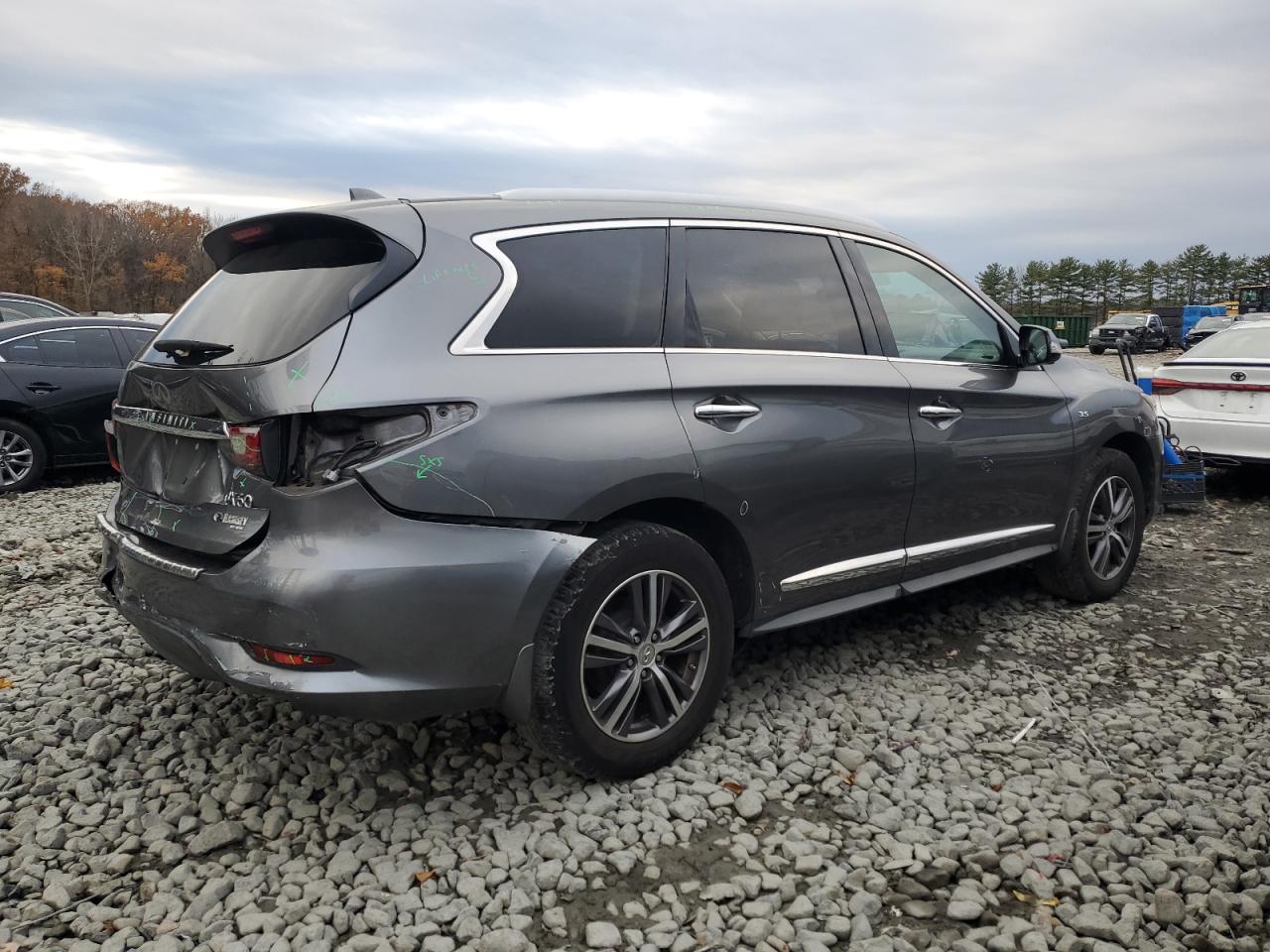 INFINITI Qx Base