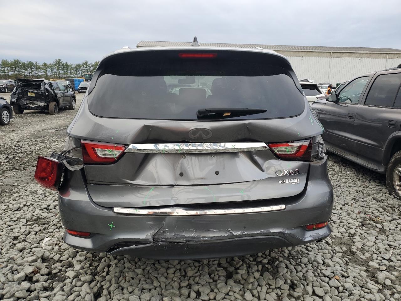 INFINITI Qx Base
