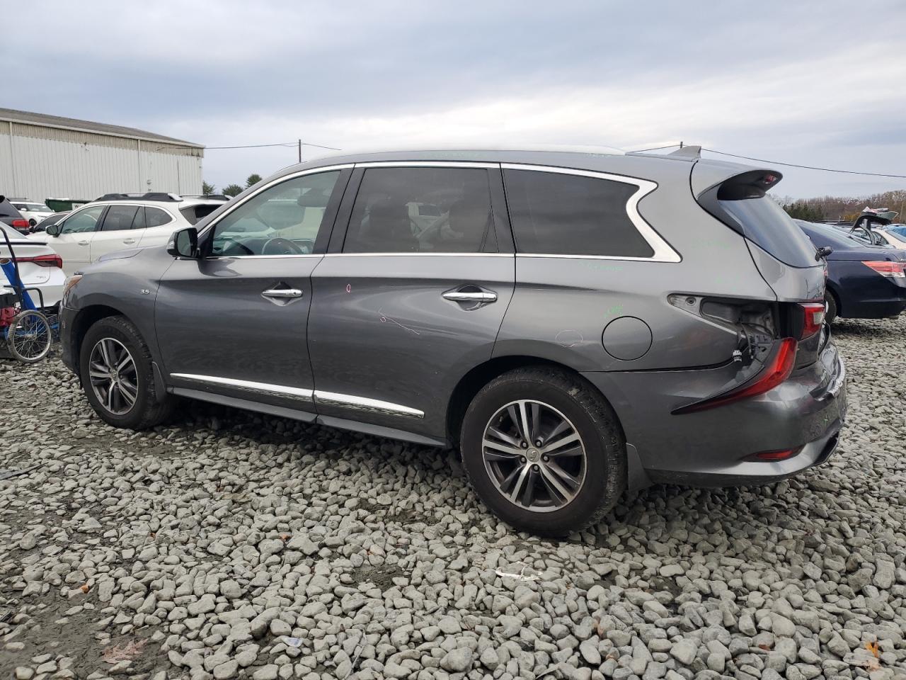 INFINITI Qx Base