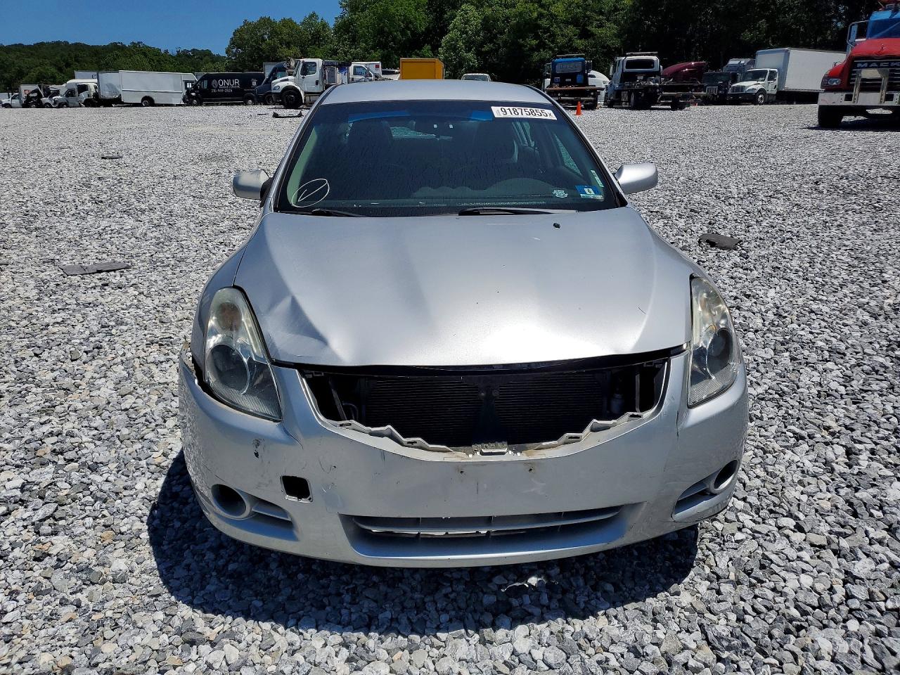 Nissan Altima Base