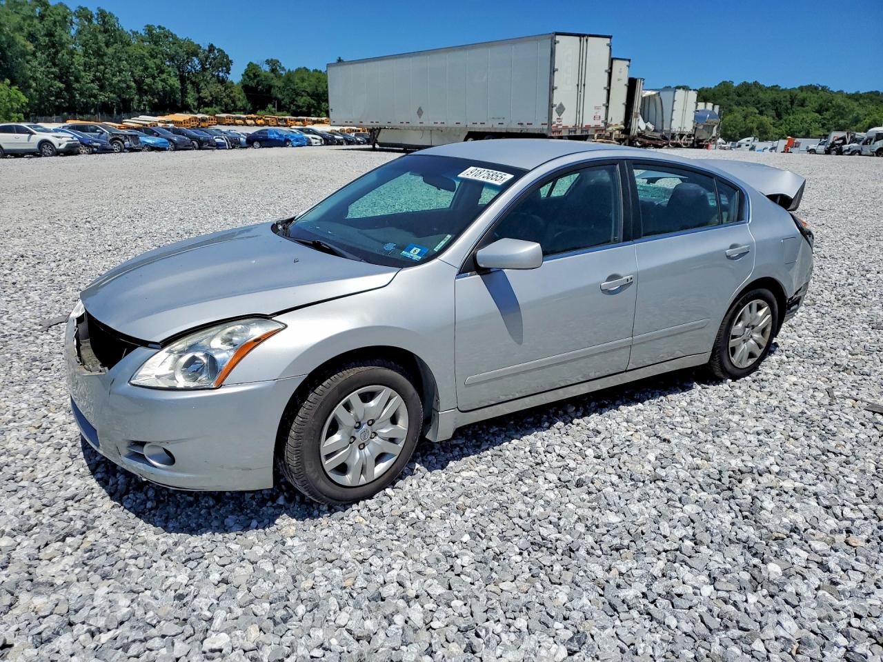 Salvage Nissan Altima Image
