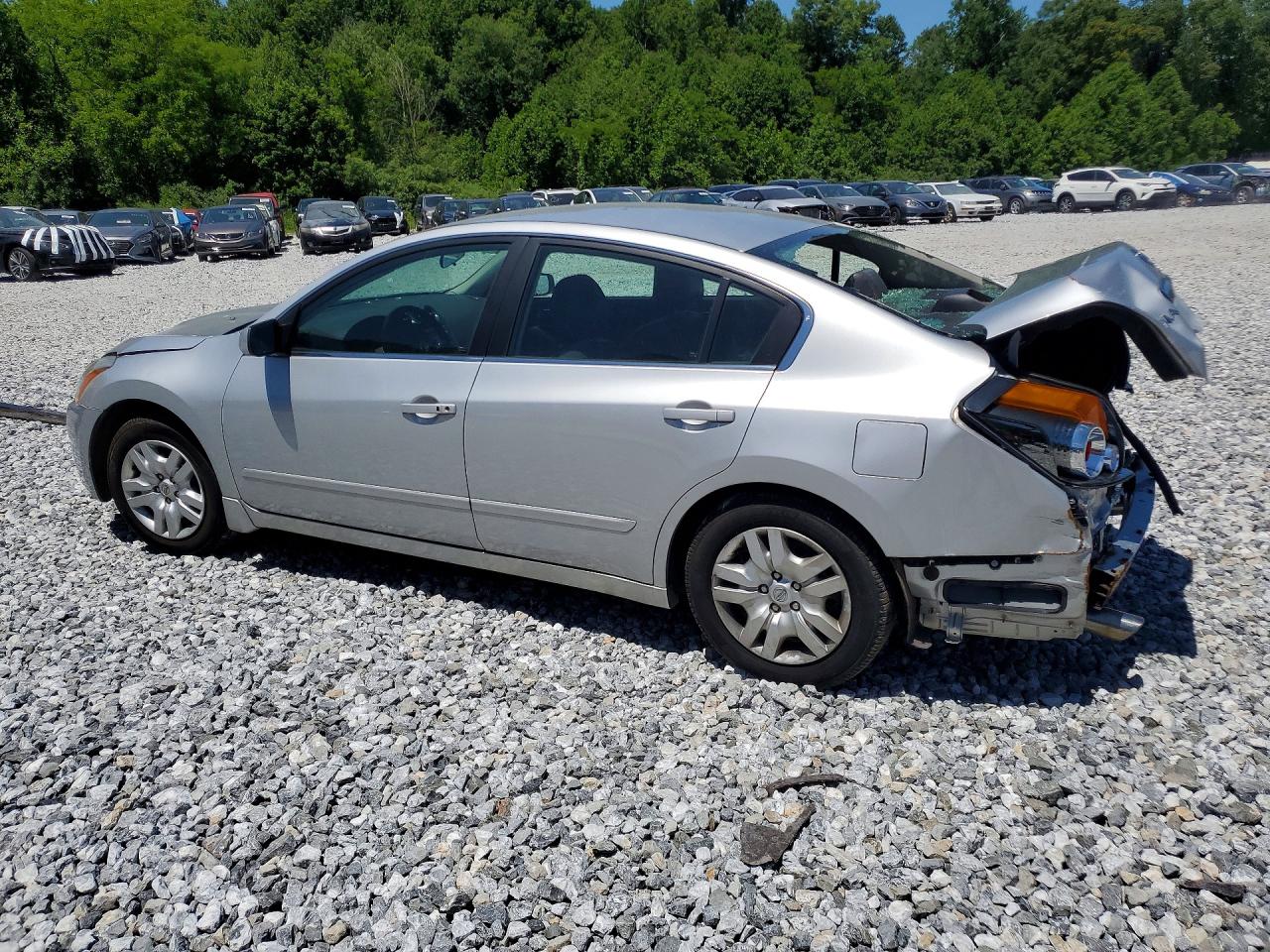 Nissan Altima Base