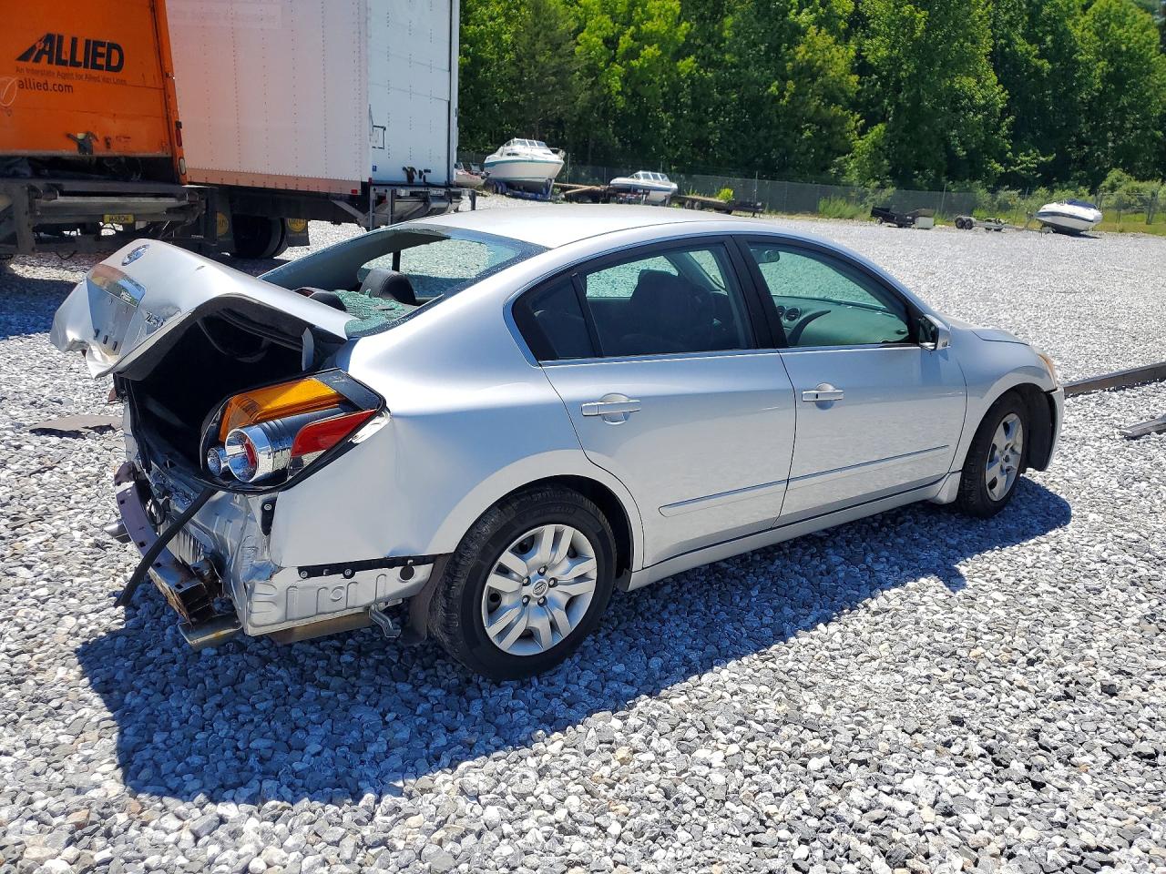 Nissan Altima Base