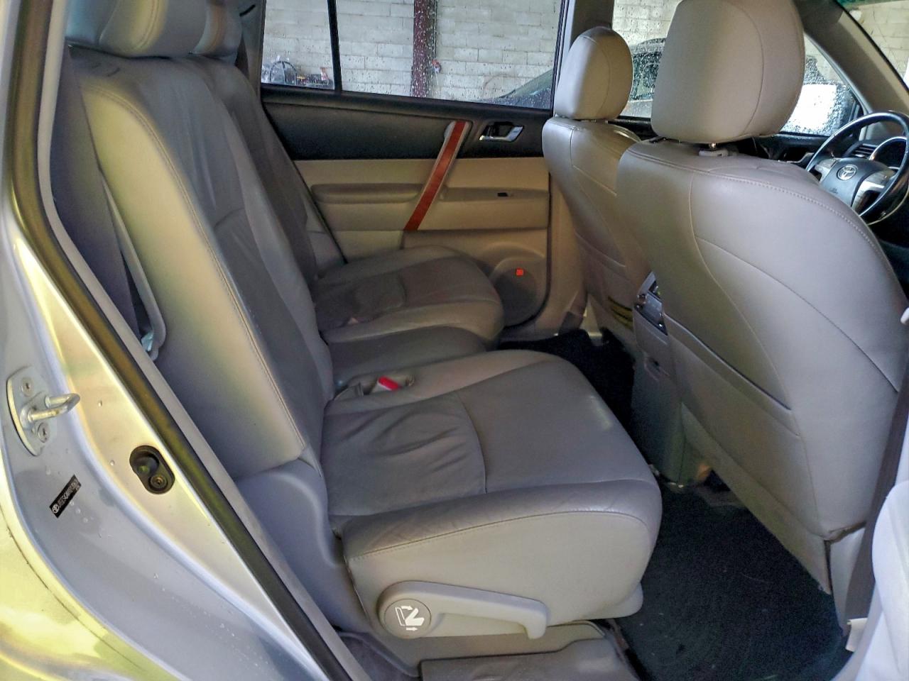 Toyota Highlander Limited