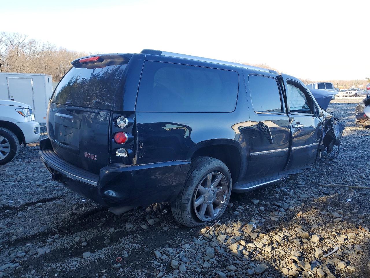 GMC Yukon Denali