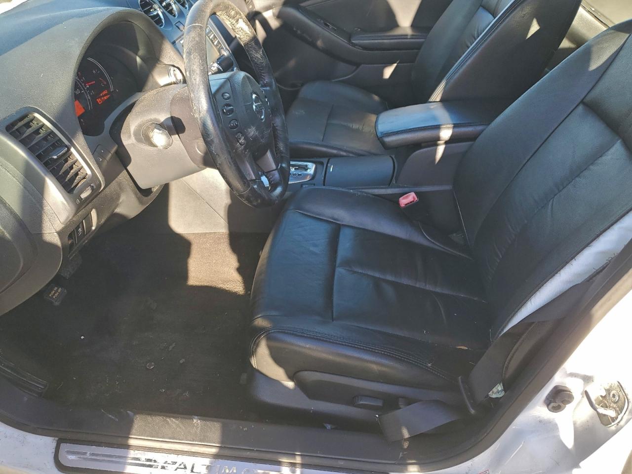Nissan Altima Base
