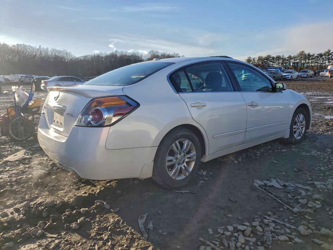 Nissan Altima Base