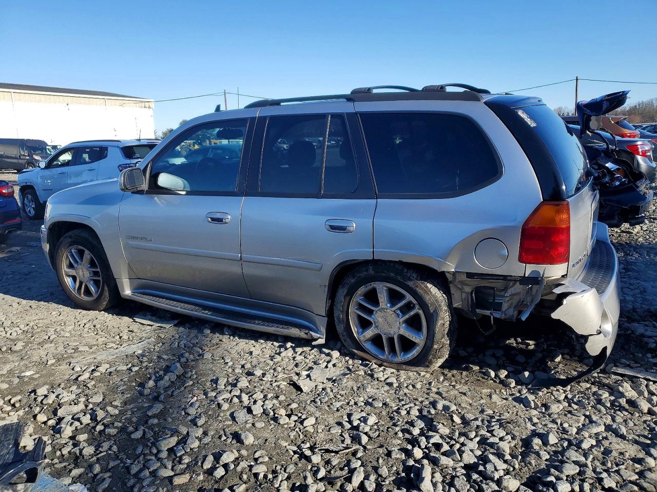 GMC Envoy Denali