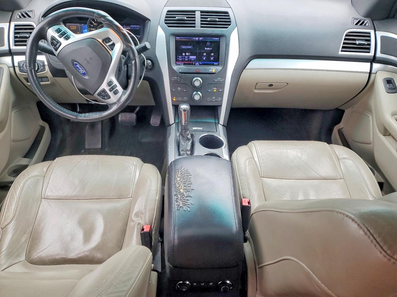 Ford Explorer Xlt