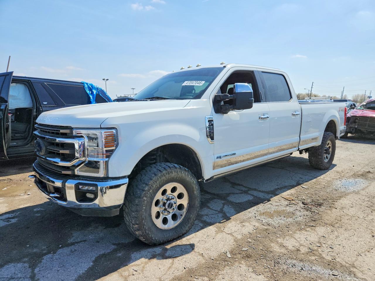 Salvage Ford F-350 Image
