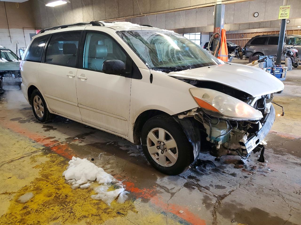 Toyota Sienna Ce
