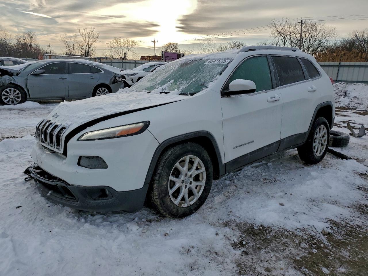 Salvage Jeep Grand Cherokee Image