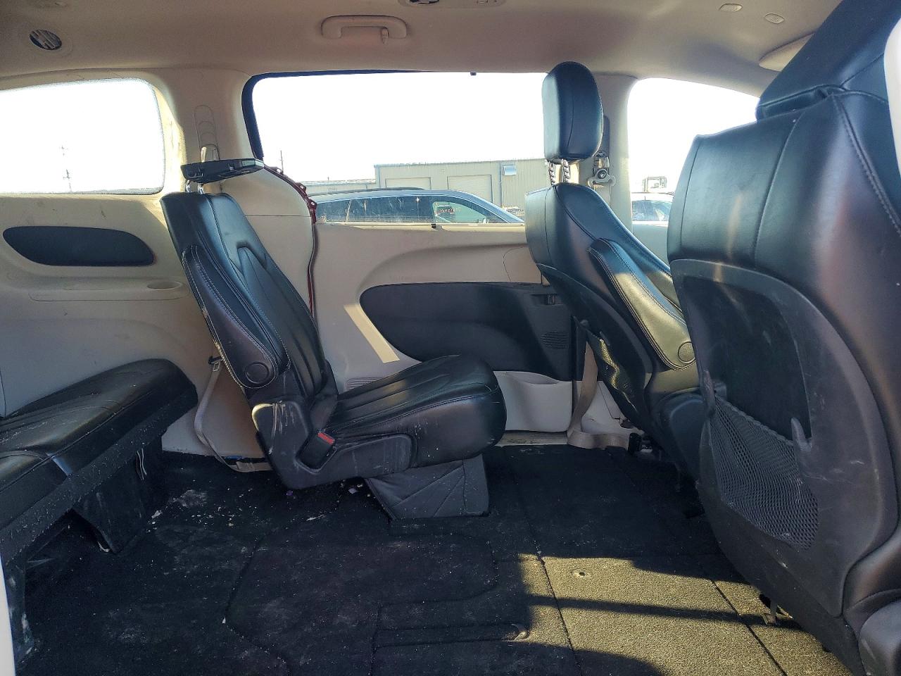 Chrysler Minivan Lxi