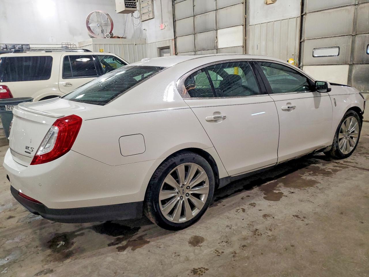 Lincoln MKS