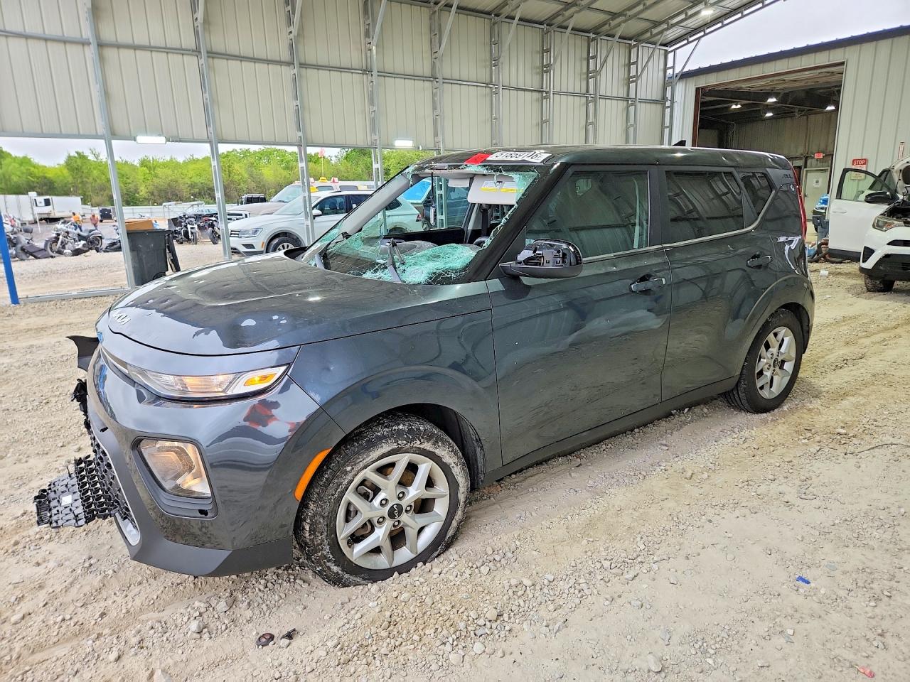 Salvage Kia Soul Image