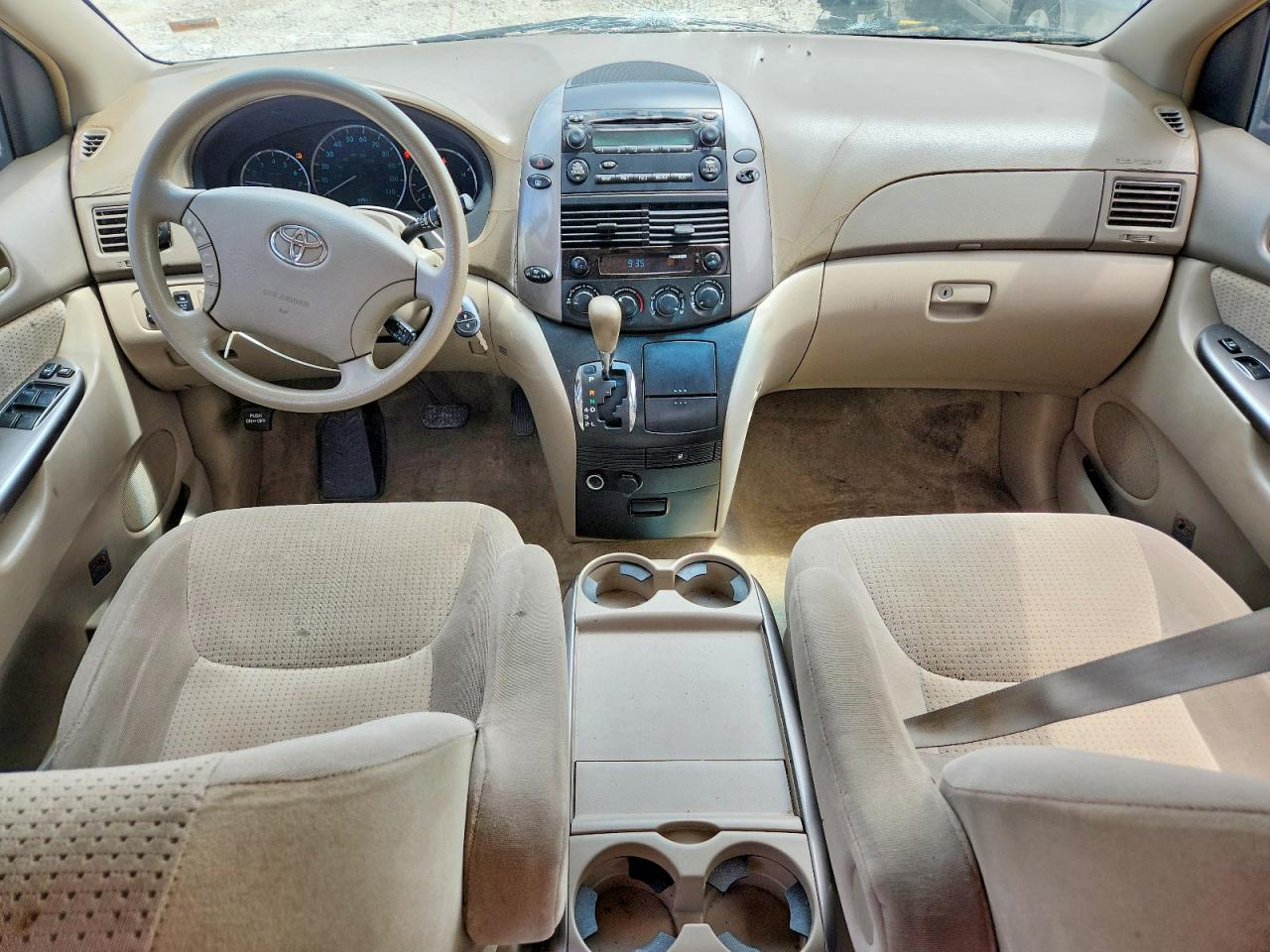 Toyota Sienna Le 7-passenger