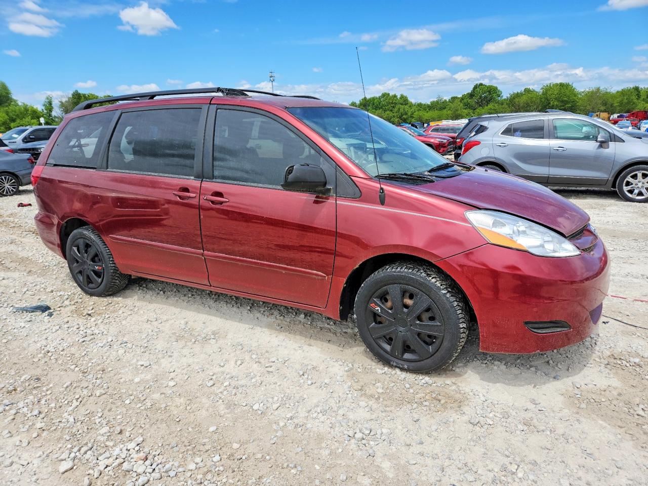Toyota Sienna Le 7-passenger