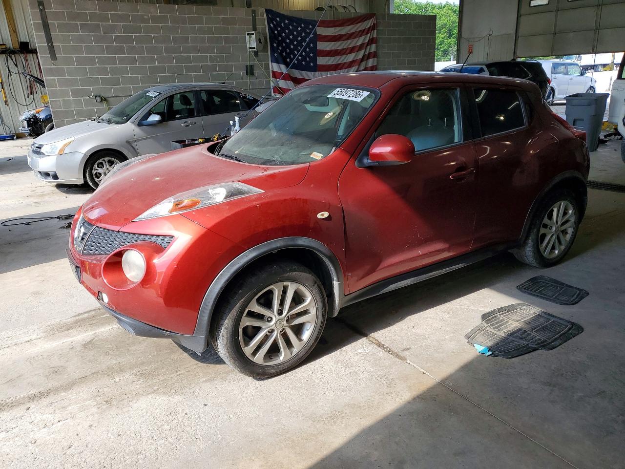 Salvage Nissan JUKE Image
