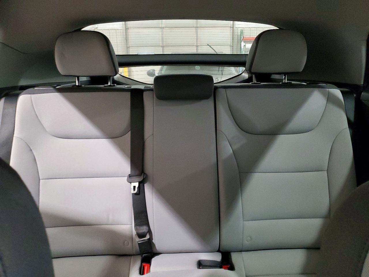 Hyundai Ioniq Blue