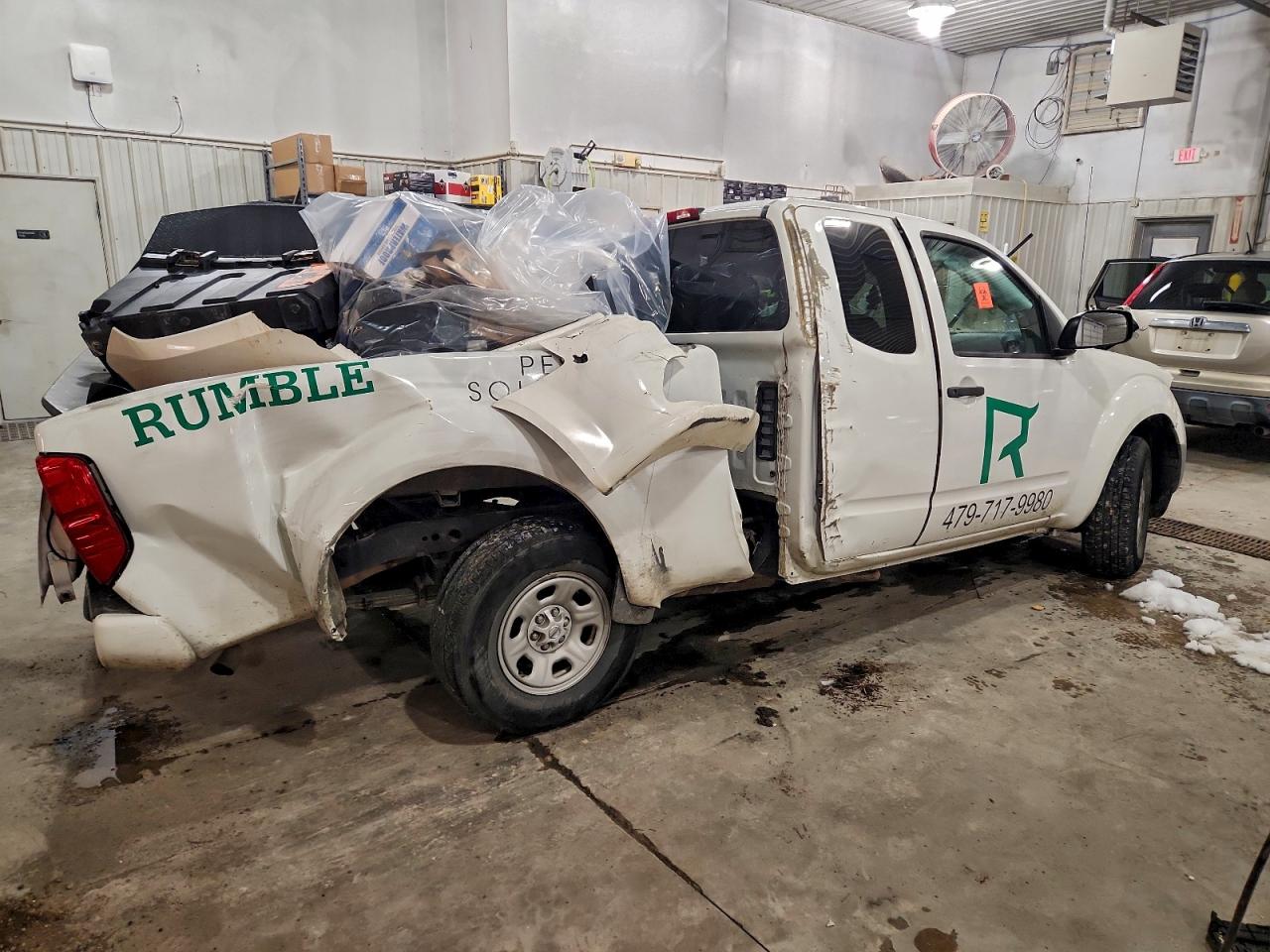Nissan Frontier S