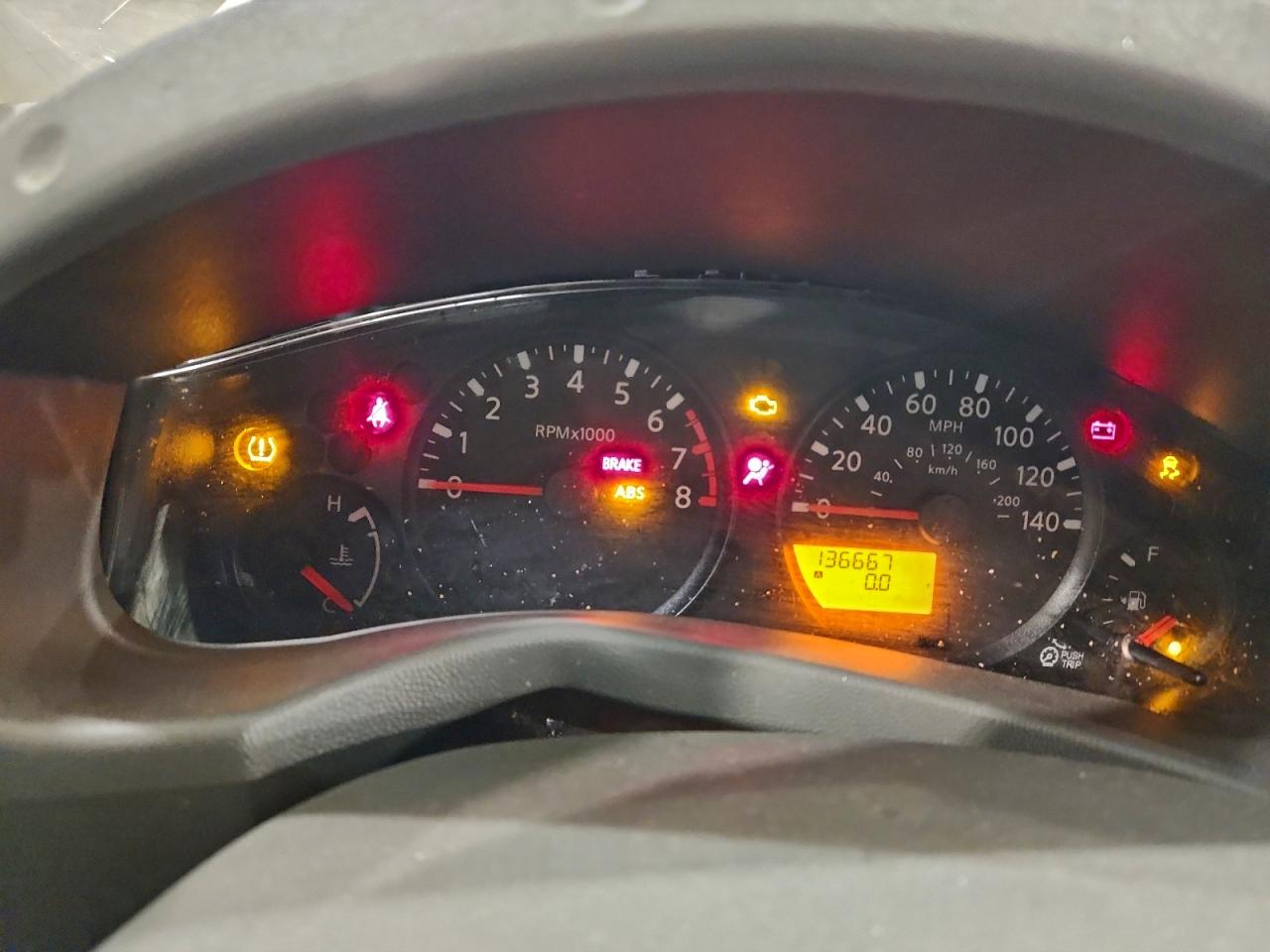 Nissan Frontier S