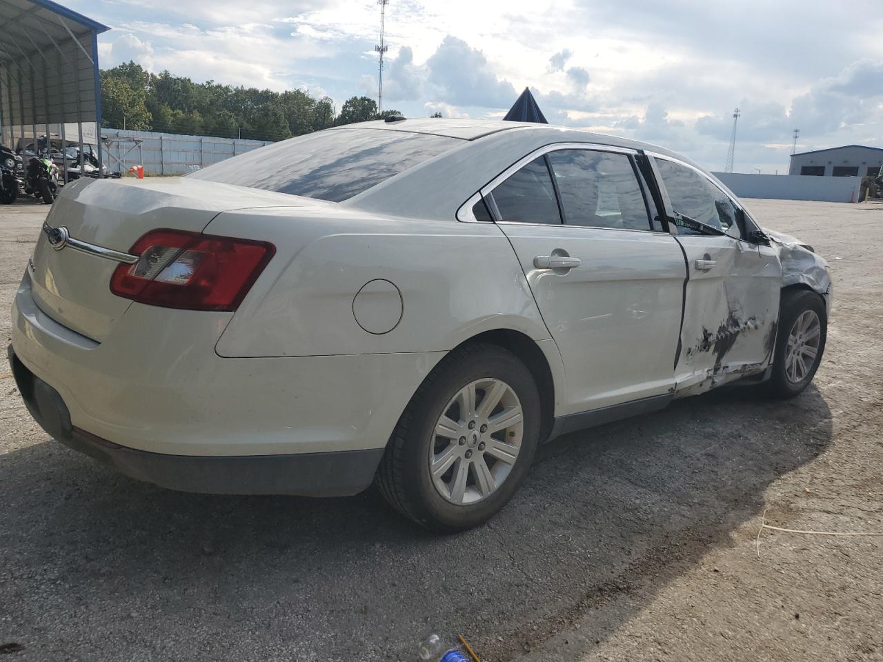 Ford Taurus Se