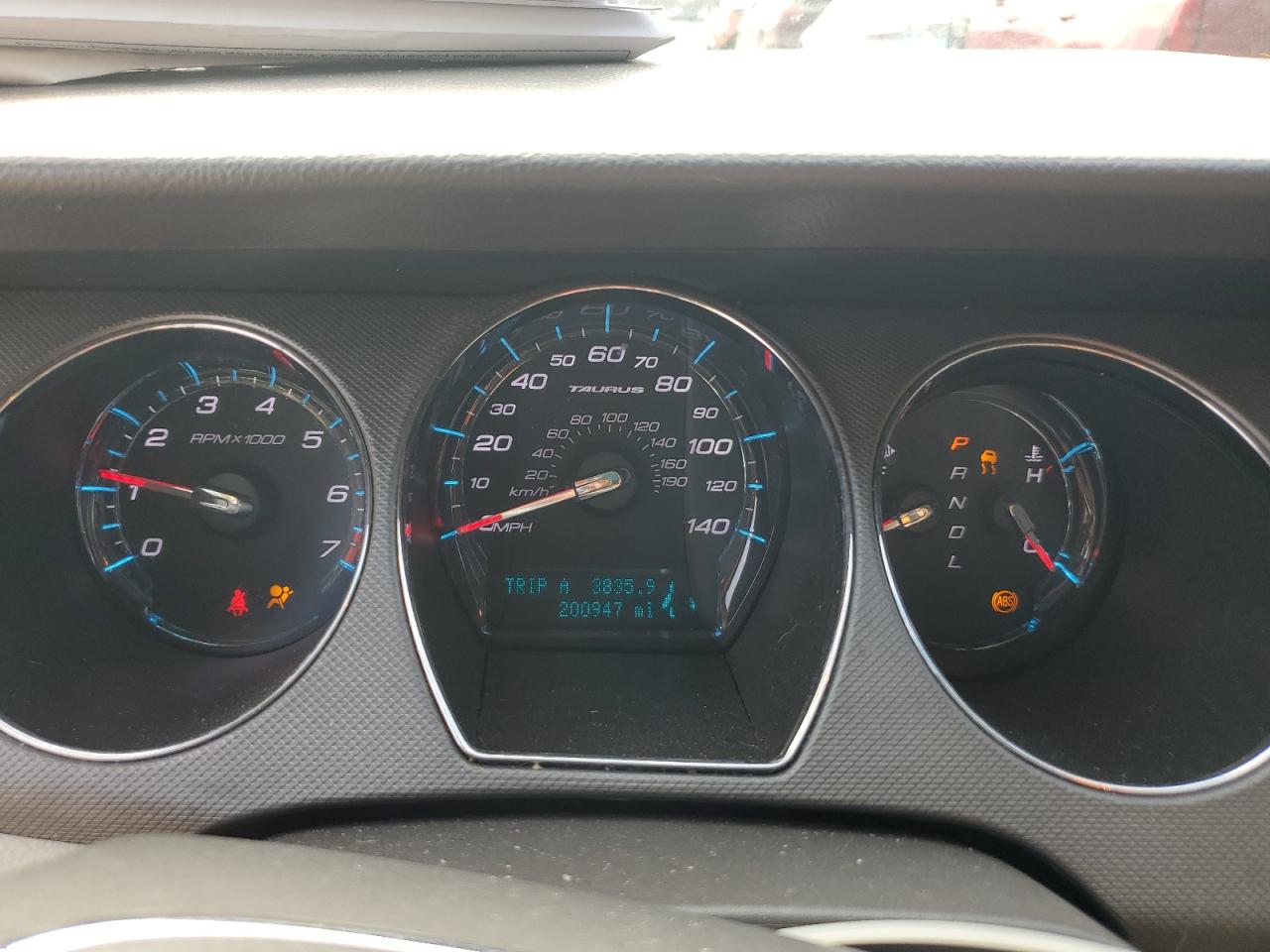 Ford Taurus Se