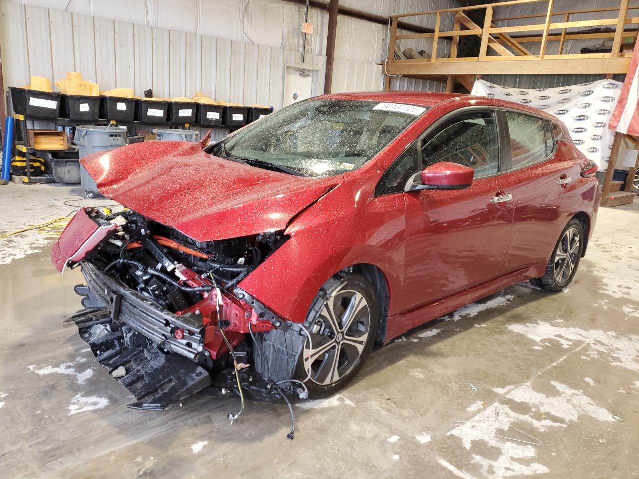 Salvage Nissan LEAF Image