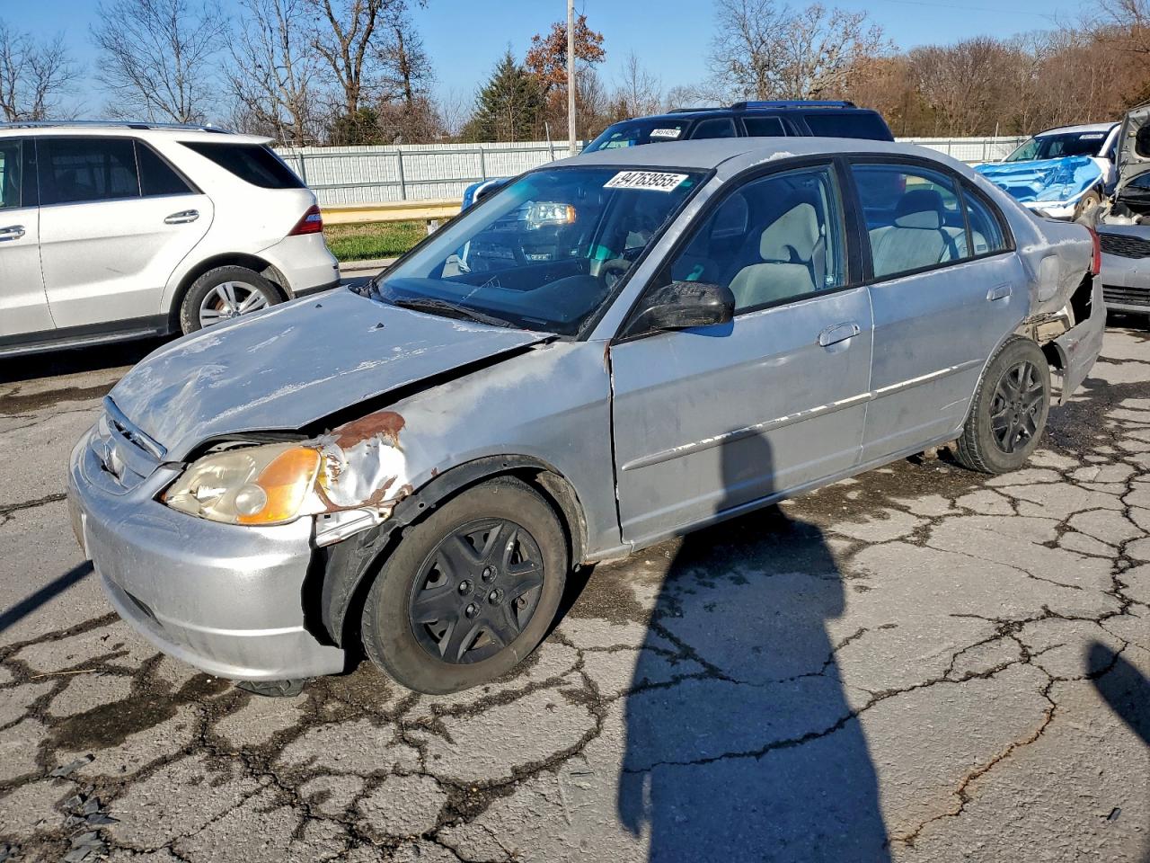 Salvage Honda Civic Image