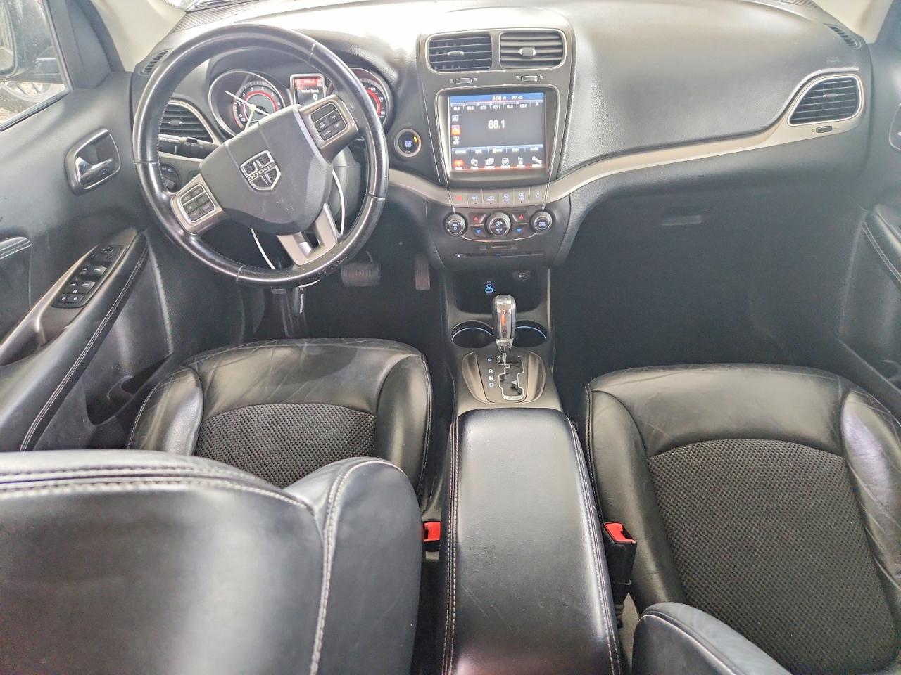 Dodge Journey Crossroad
