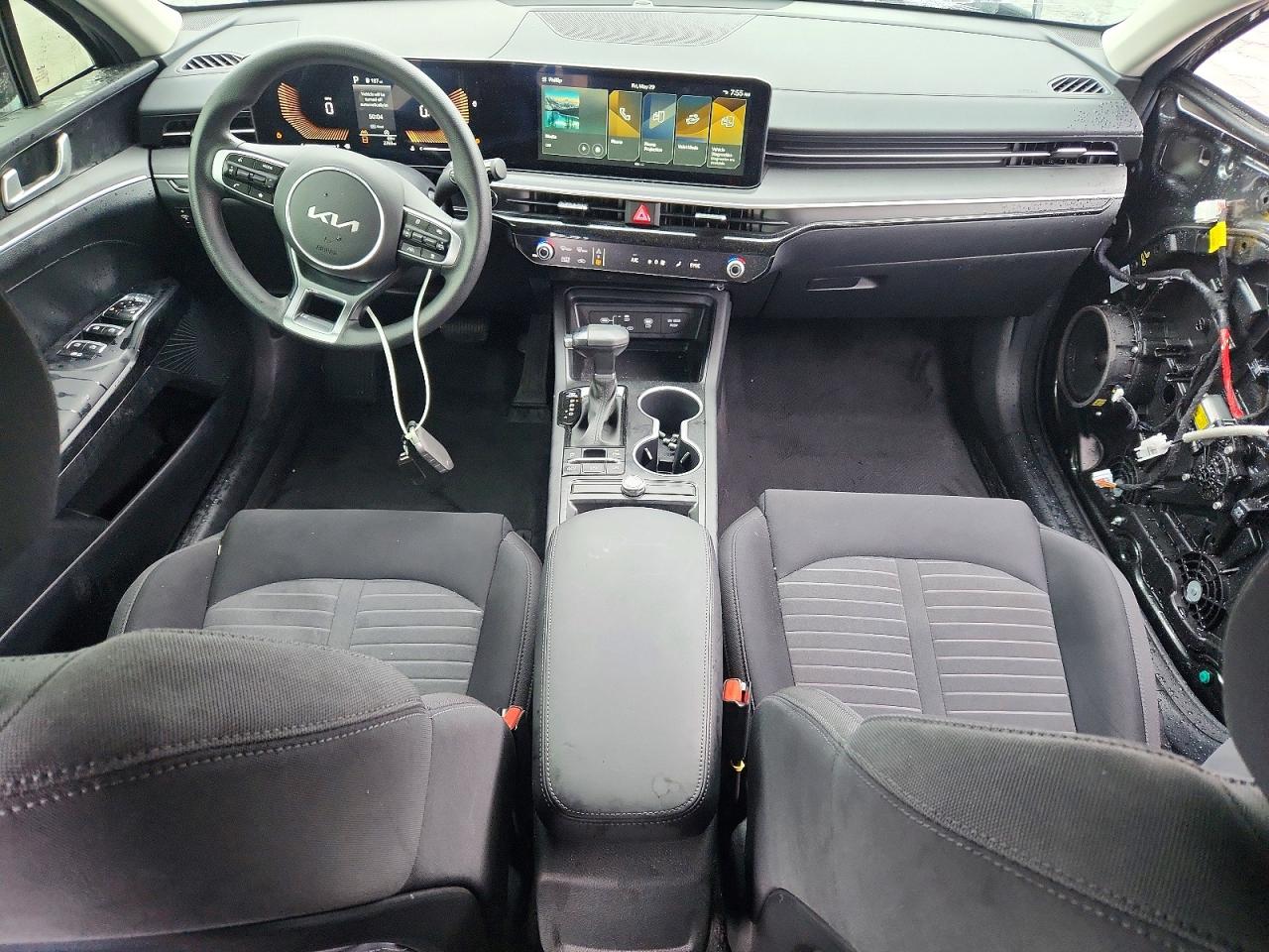 Kia K5 Lxs