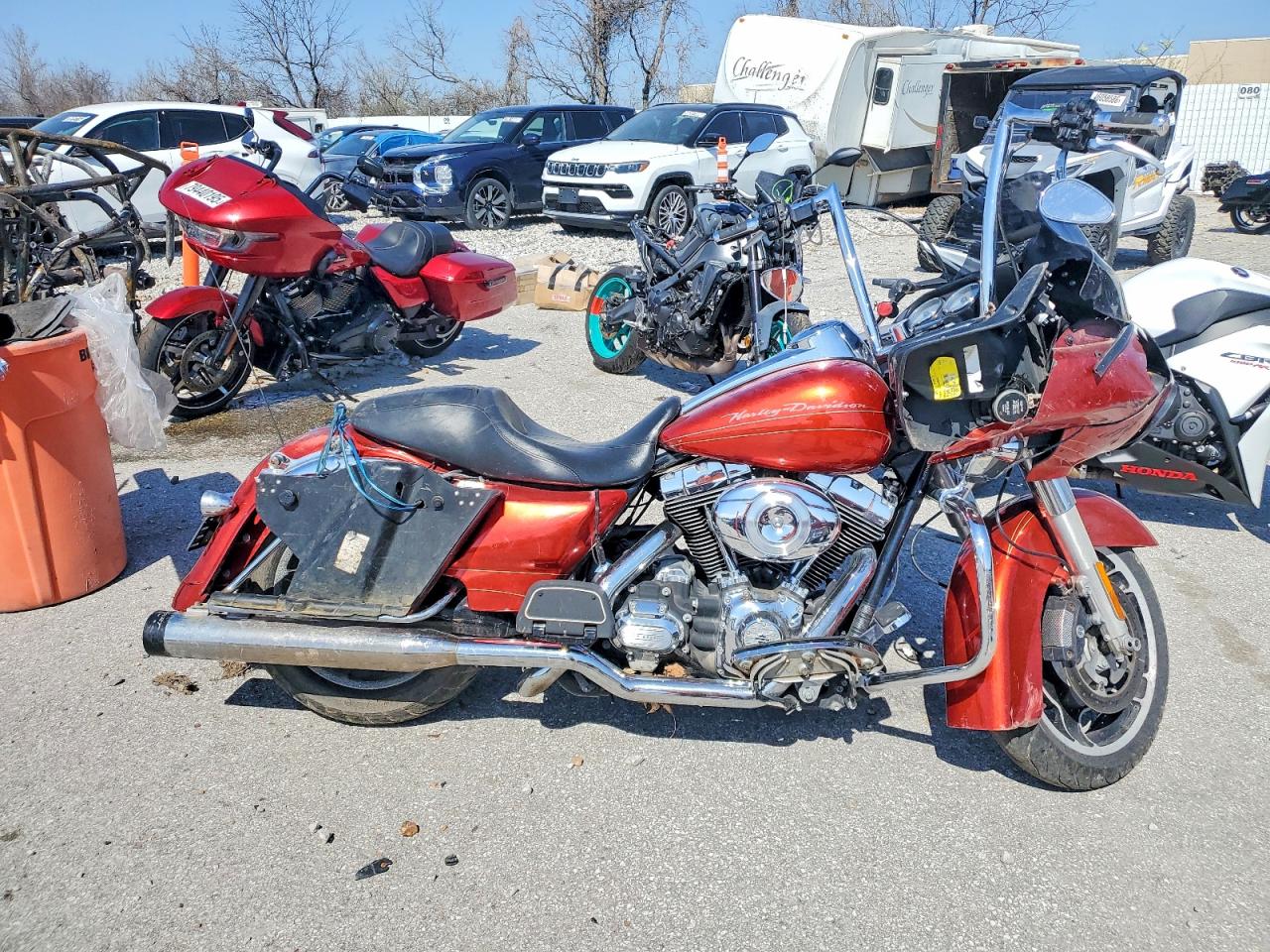 Salvage Harley-Davidson Fl Image