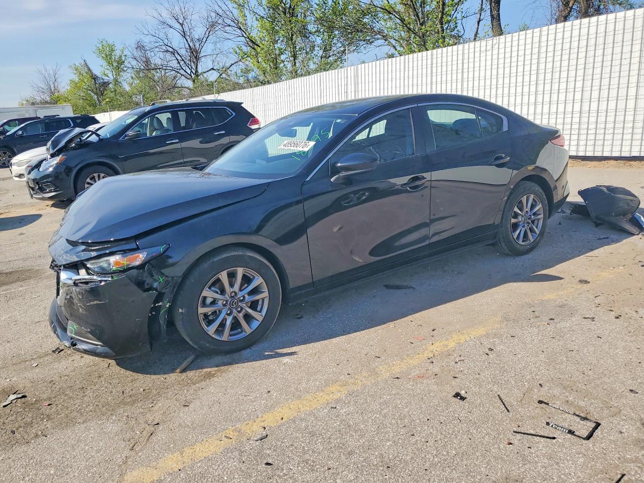 Salvage Mazda 3 Image