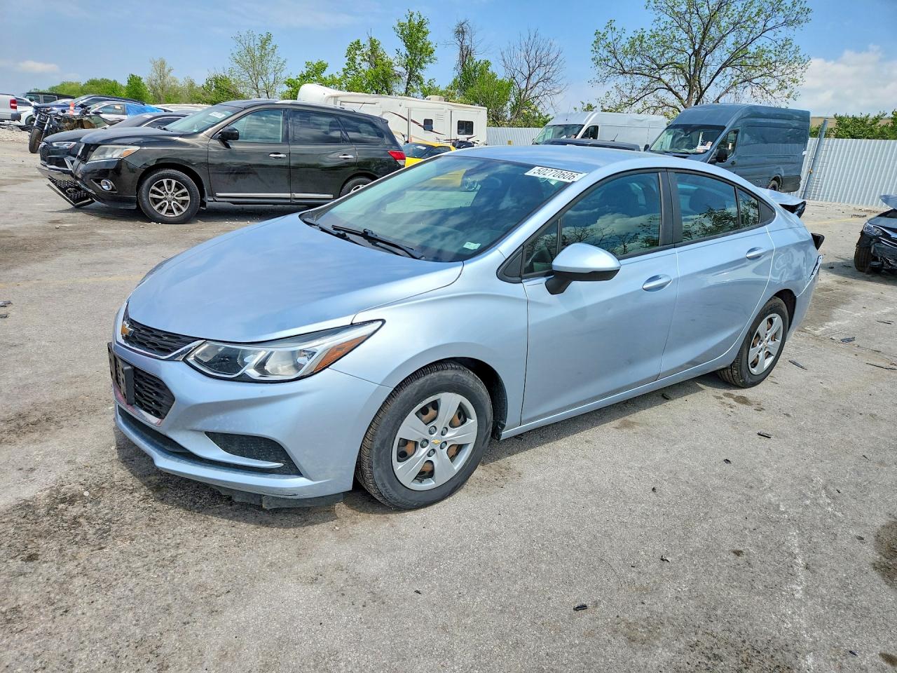 Salvage Chevrolet Cruze Image