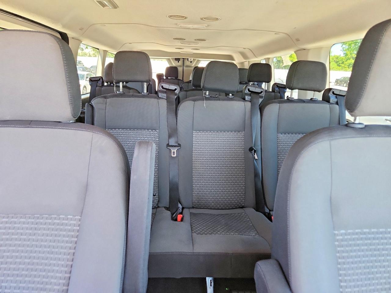 Ford Transit T-350