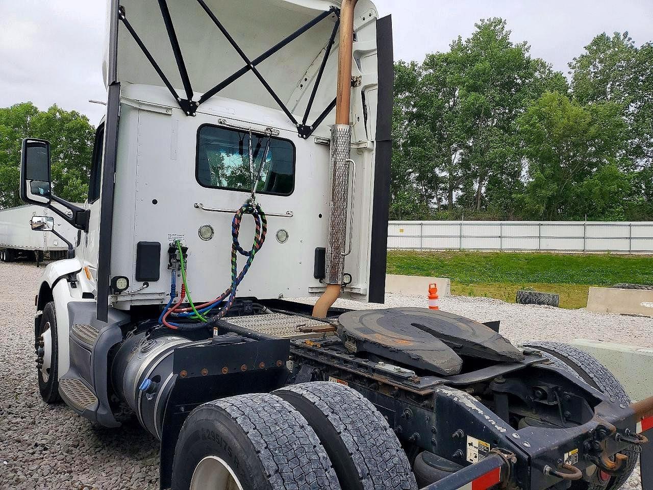 Peterbilt 579