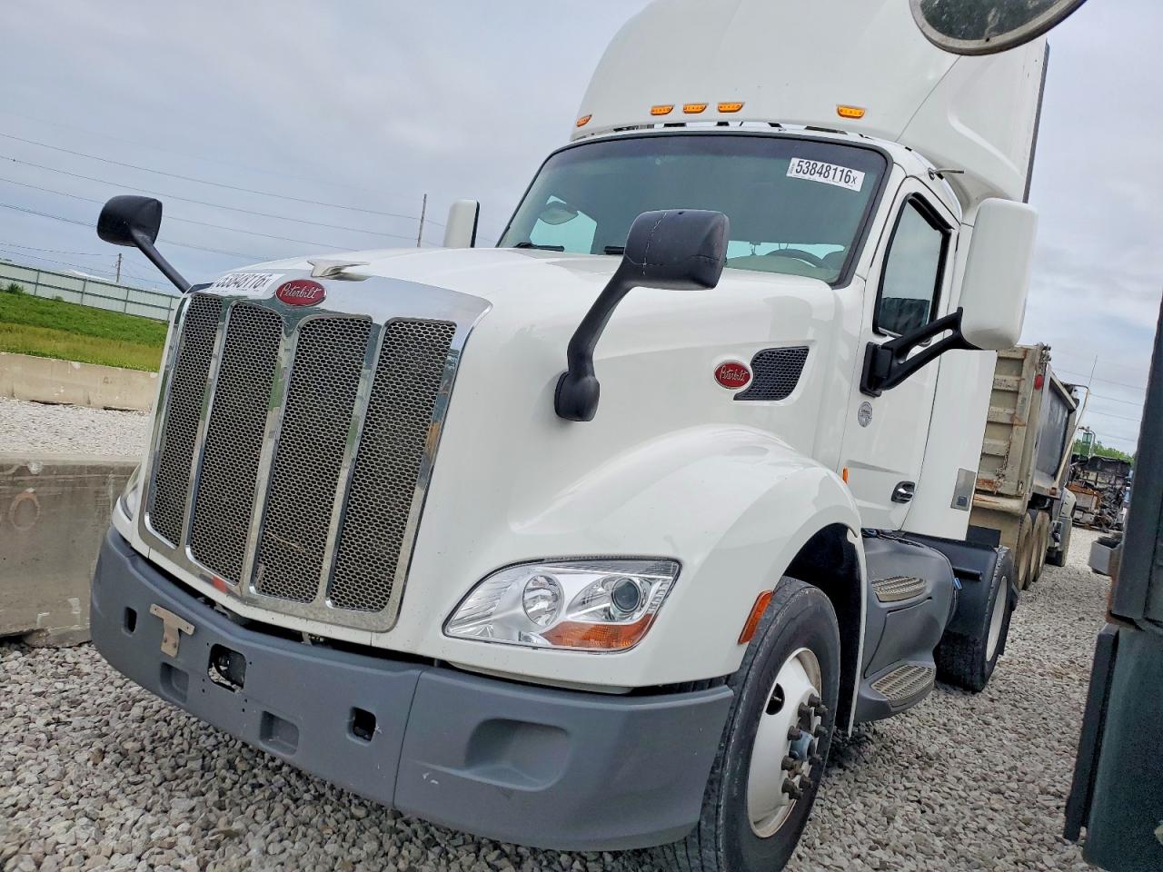 Peterbilt 579