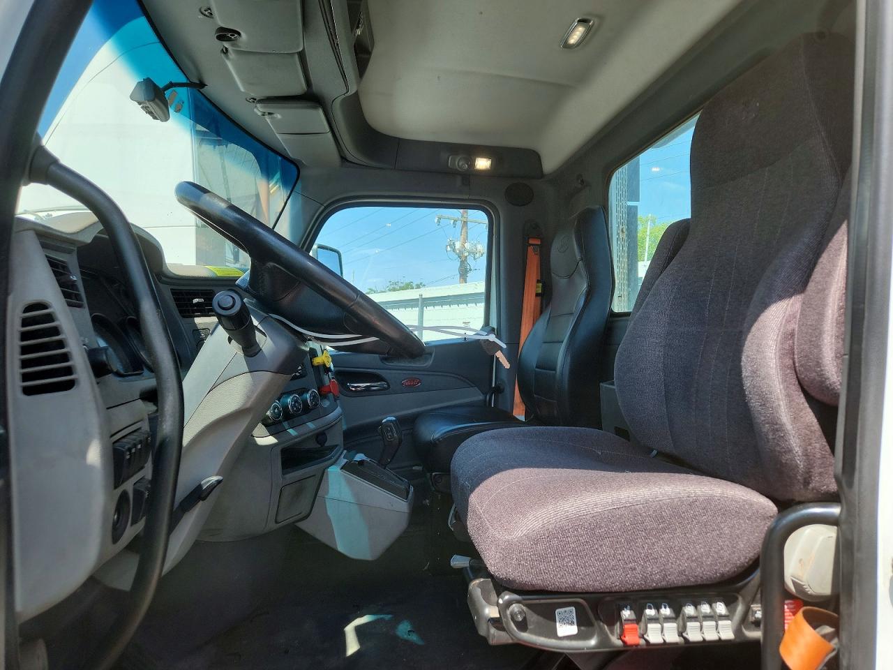 Peterbilt 579