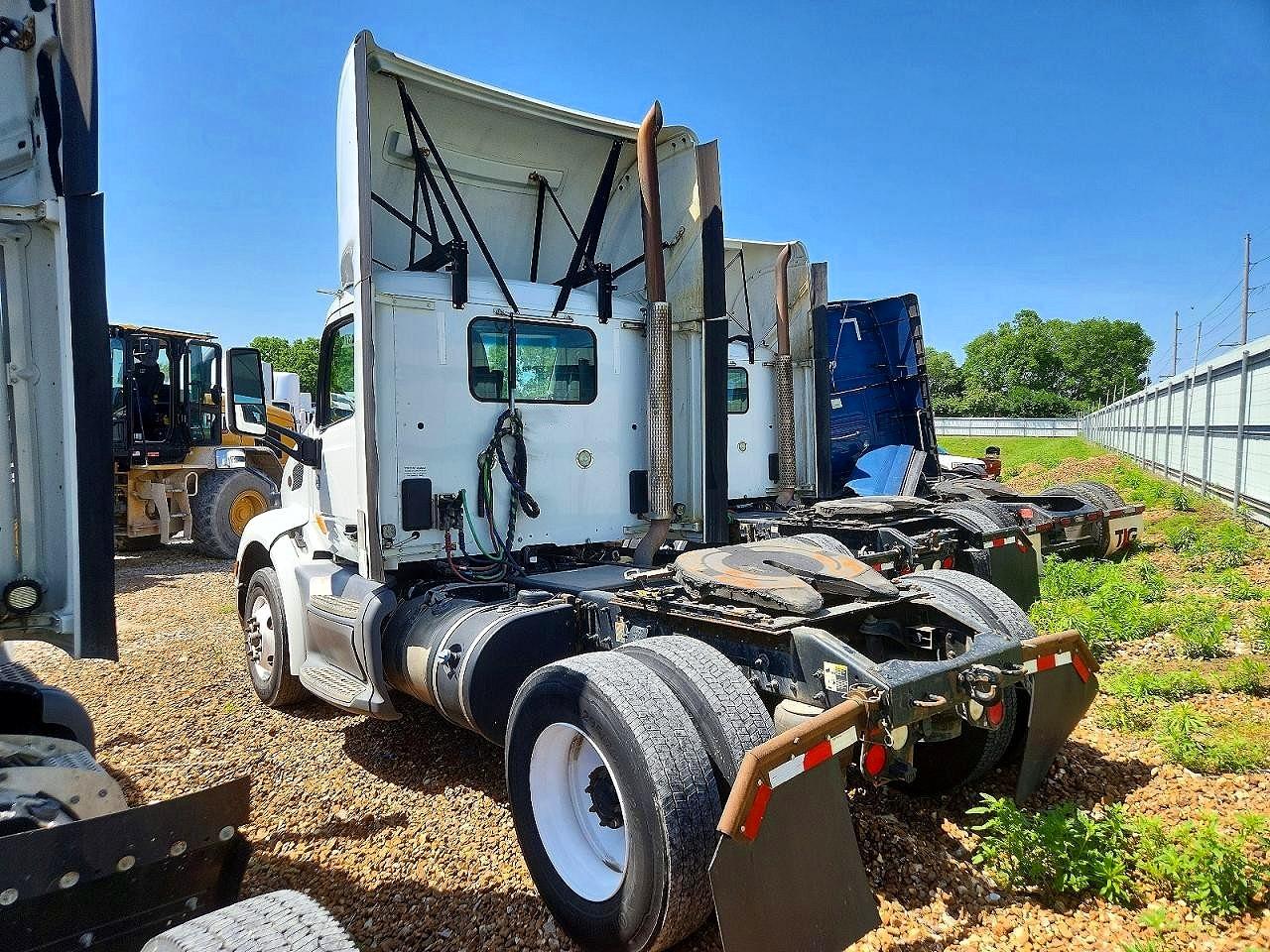 Peterbilt 579