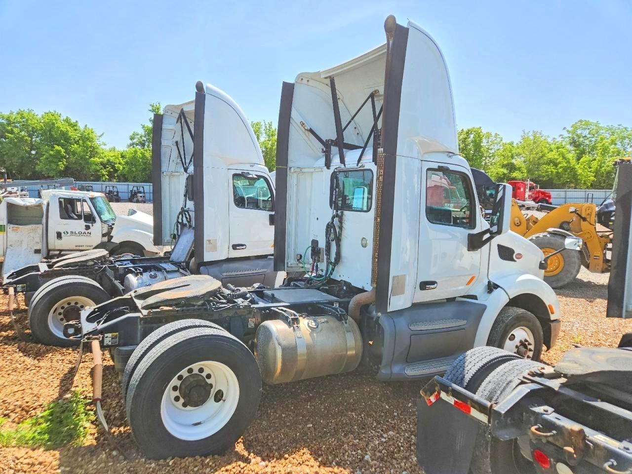 Peterbilt 579