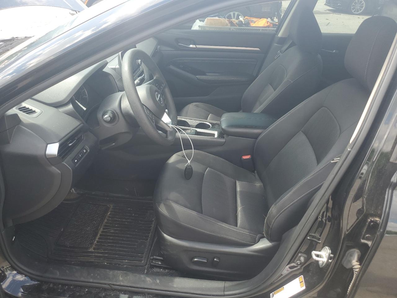 Nissan Altima Sv
