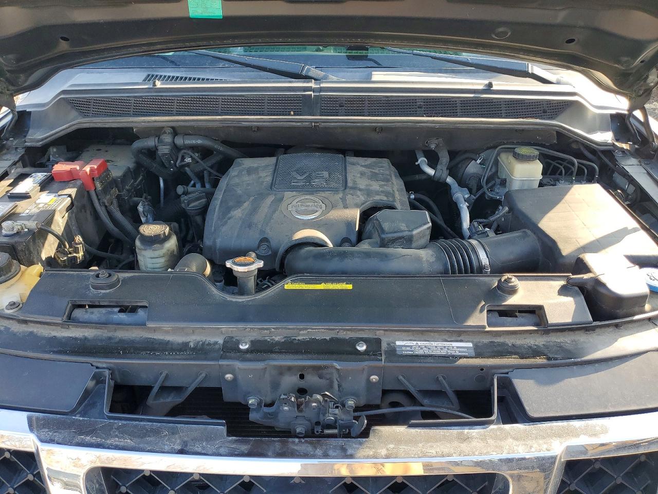 Nissan Armada Sv