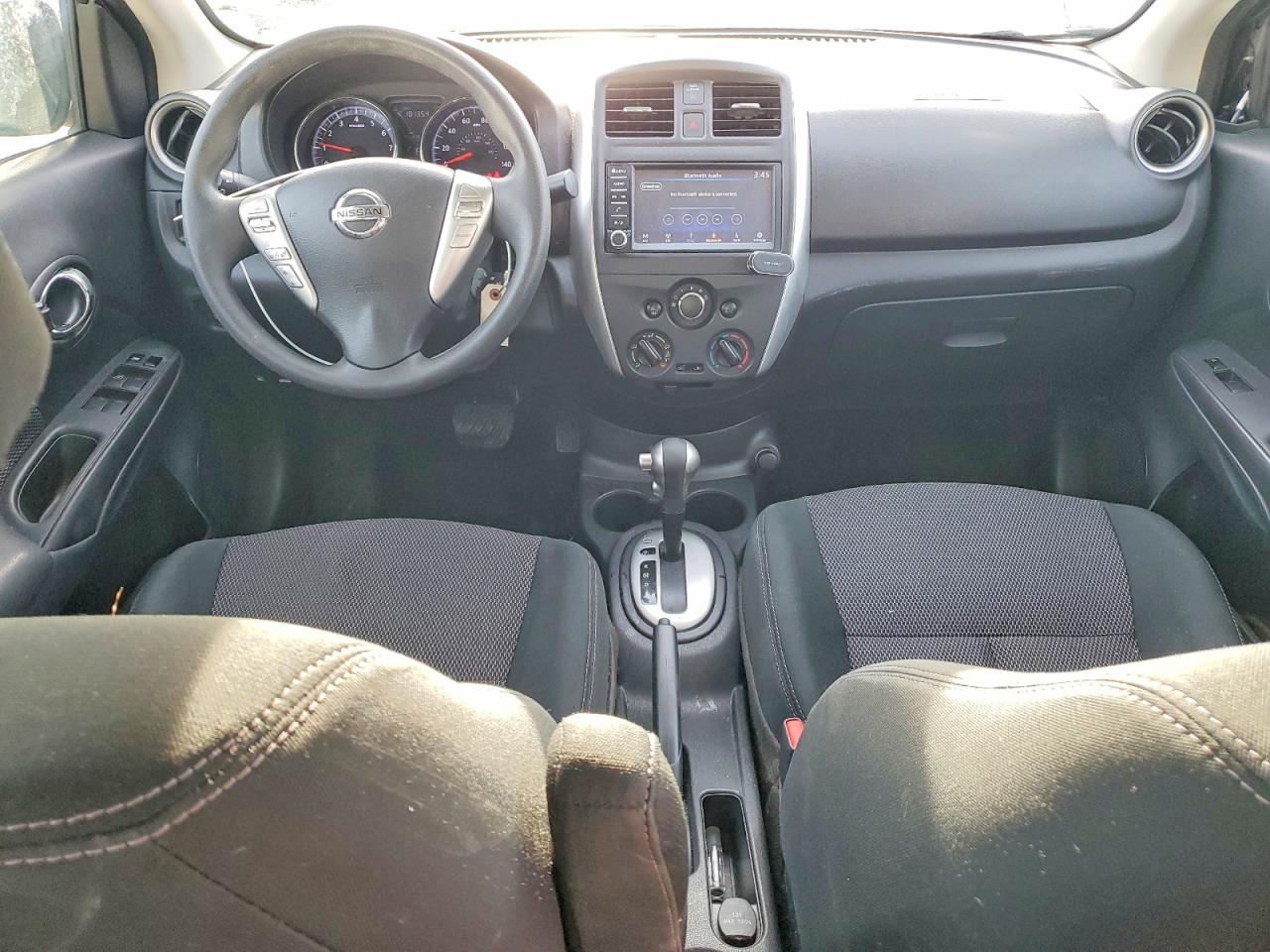 Nissan Versa S